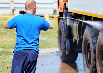 Hidrolimpiadoras industriales: ¿Cuánto puedes ahorrar en limpieza?